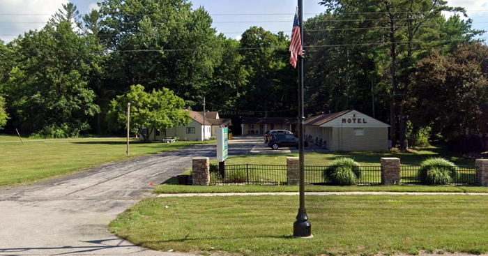 Gratiot View Motel - Web Listing Photo (newer photo)